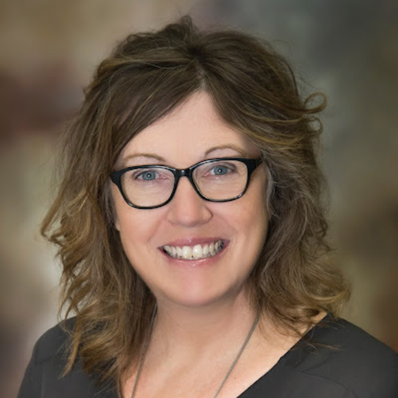 Meet your Posher, Lori - Picture 1 of 1